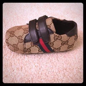 Toddler GG sneakers-size 26